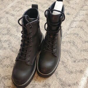 NEW Madden Girl Womens Size 7M Carra Faux Leather Combat Boots
